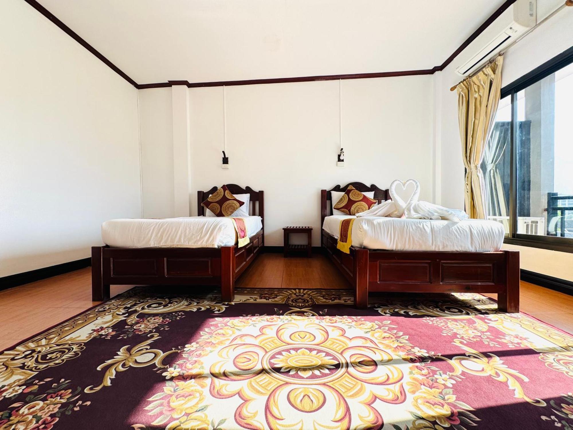Vang Vieng Hana River View Hotel & Travel المظهر الخارجي الصورة